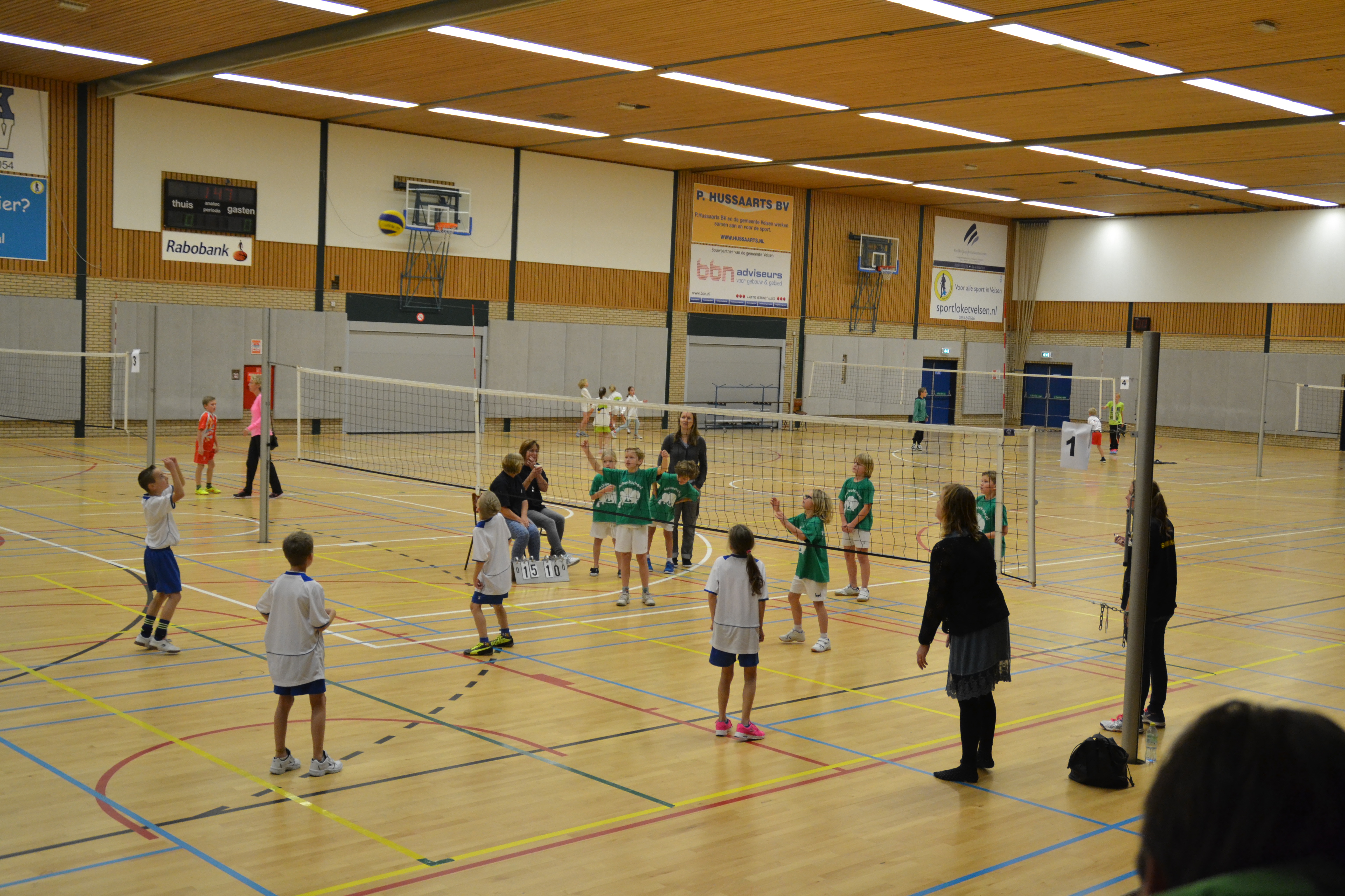 Molenweid 2 en Rozenbeek 1 winnen het schoolvolleybaltoernooi 2015